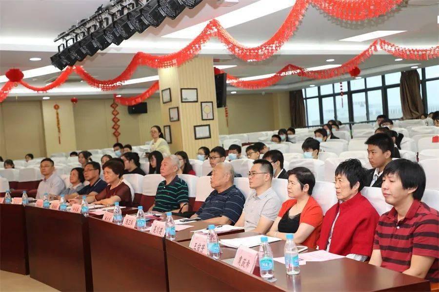 女生过早的结婚真的不好吗？
